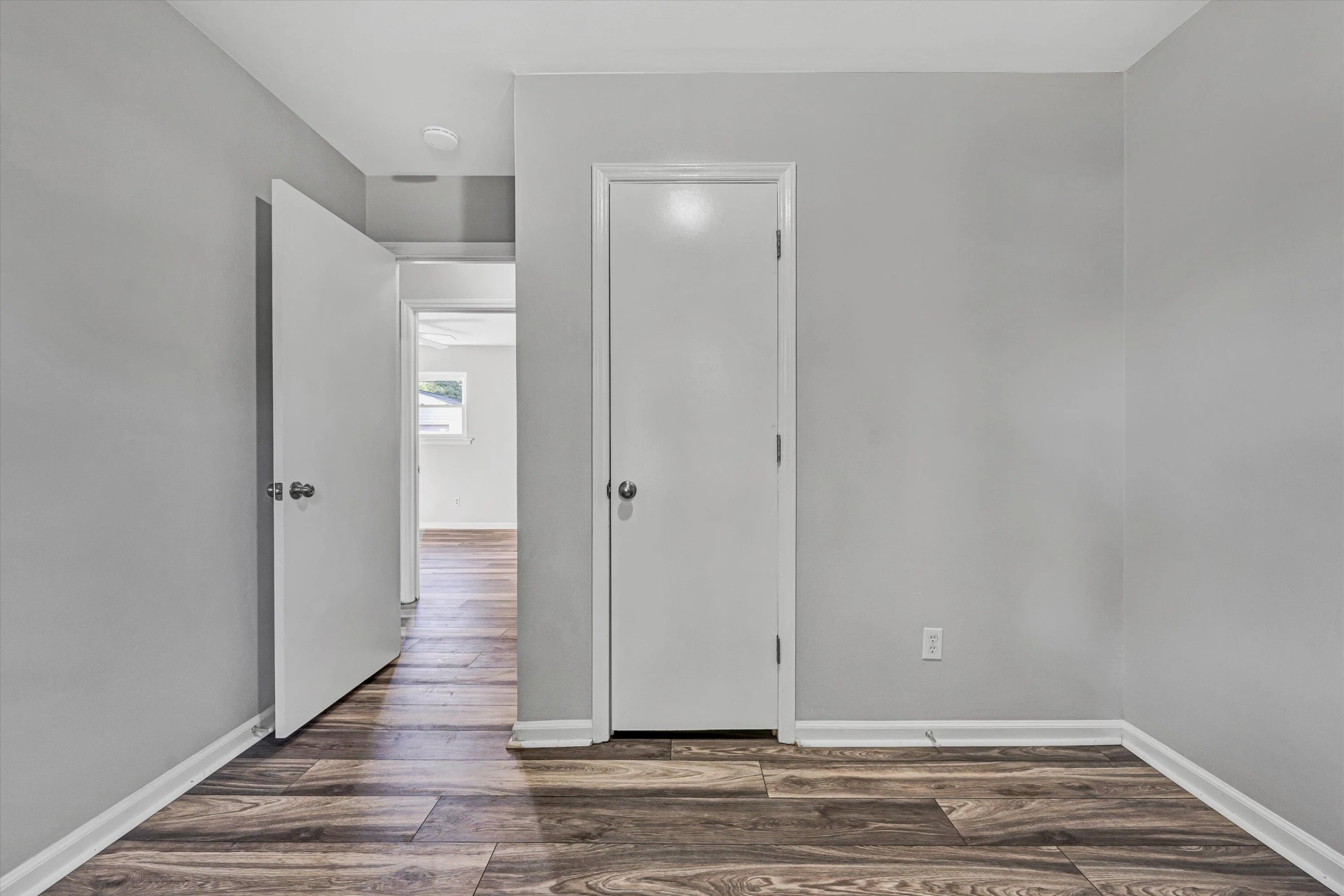 5433 Flagler DR - Photo 21