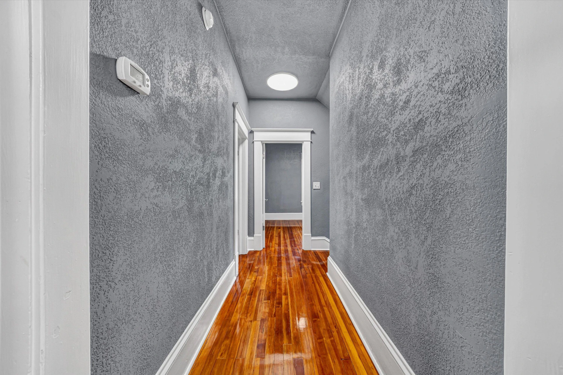 809 Elm AVE SE - Photo 21