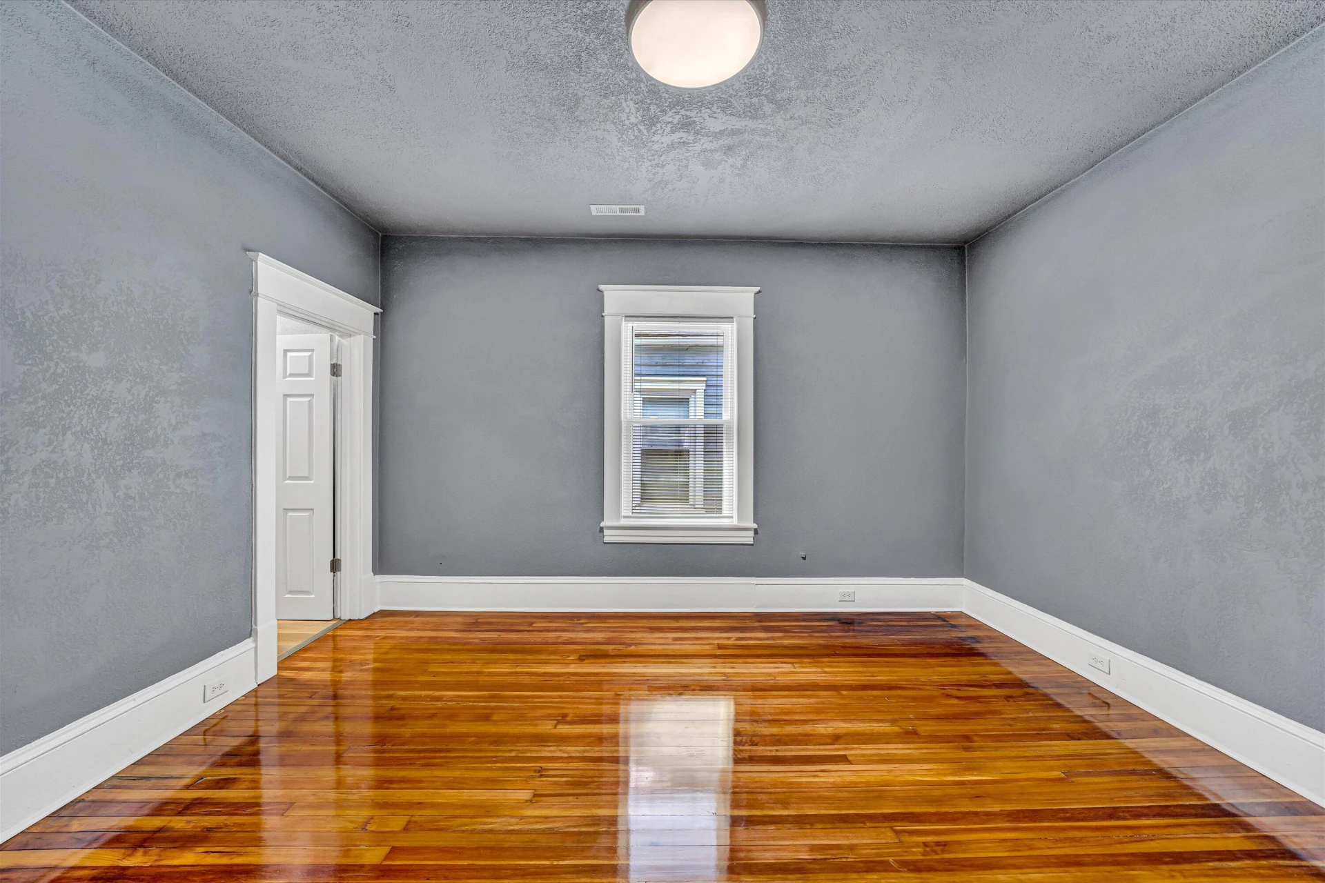 809 Elm AVE SE - Photo 29