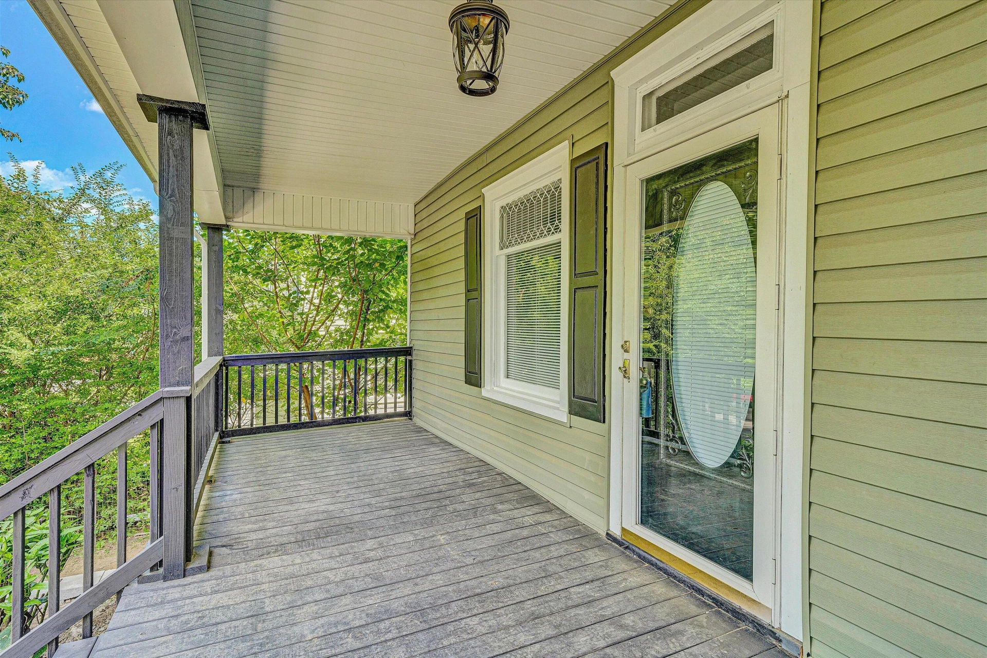 809 Elm AVE SE - Photo 3