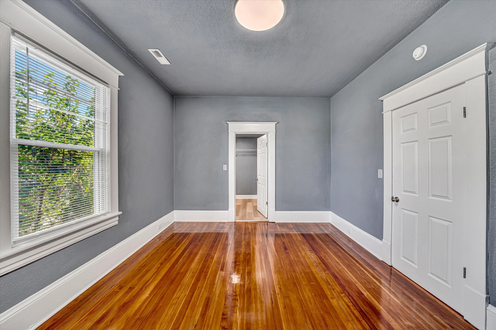 809 Elm AVE SE - Photo 33