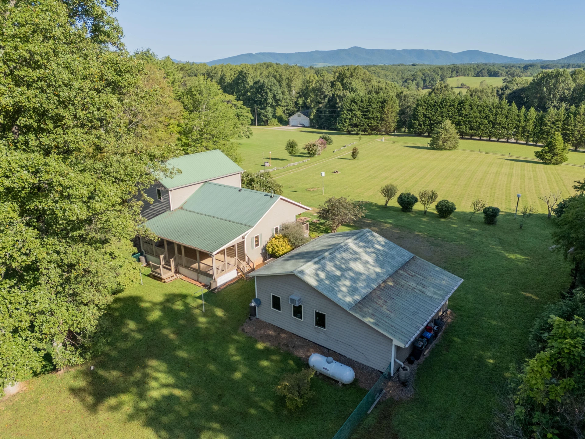 429 Still Meadow LN - Photo 4