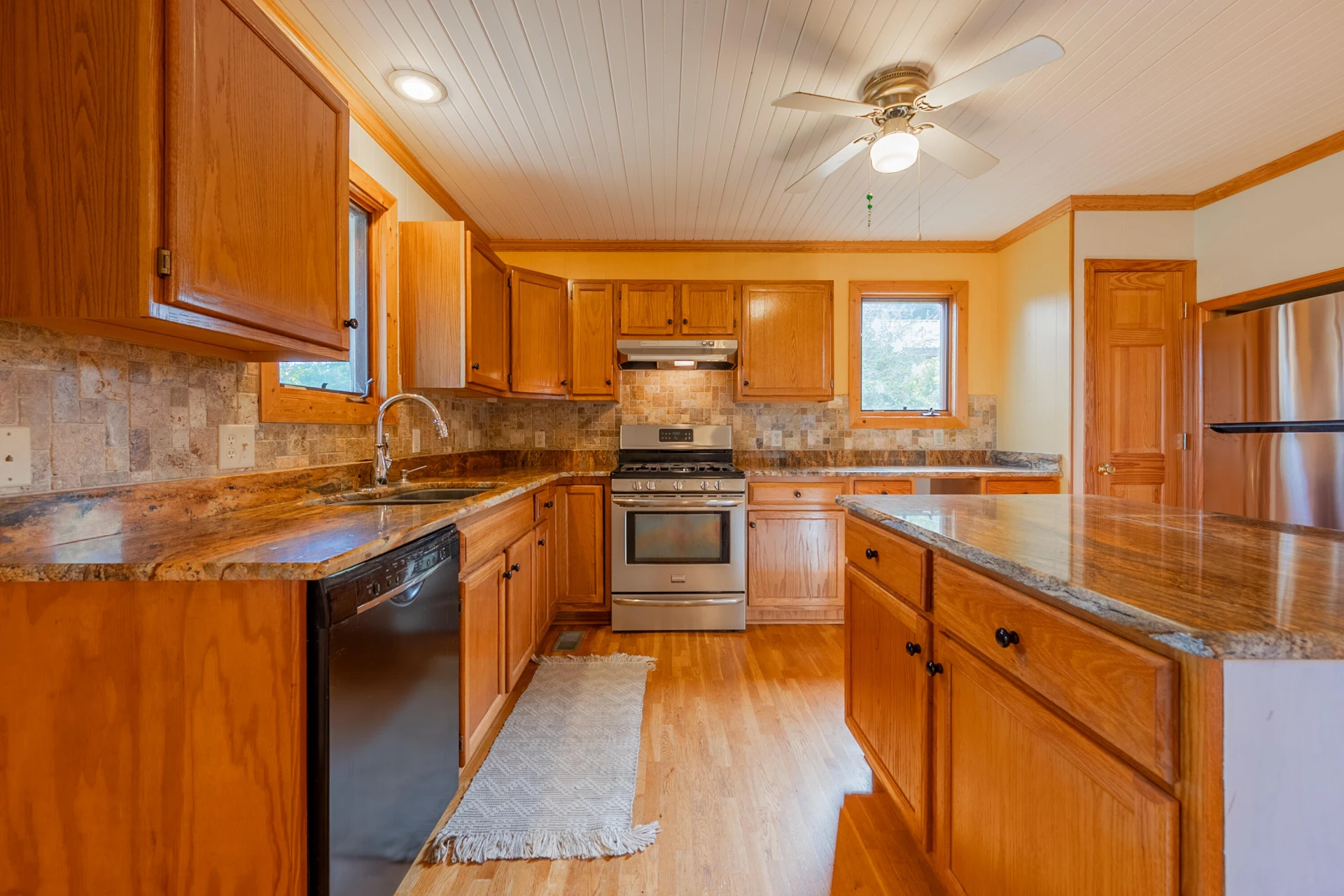 429 Still Meadow LN - Photo 9