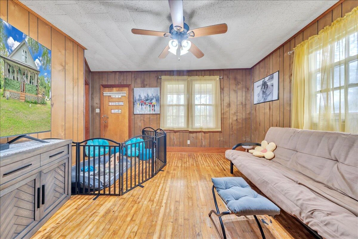 4144 Stones Dairy RD - Photo 3