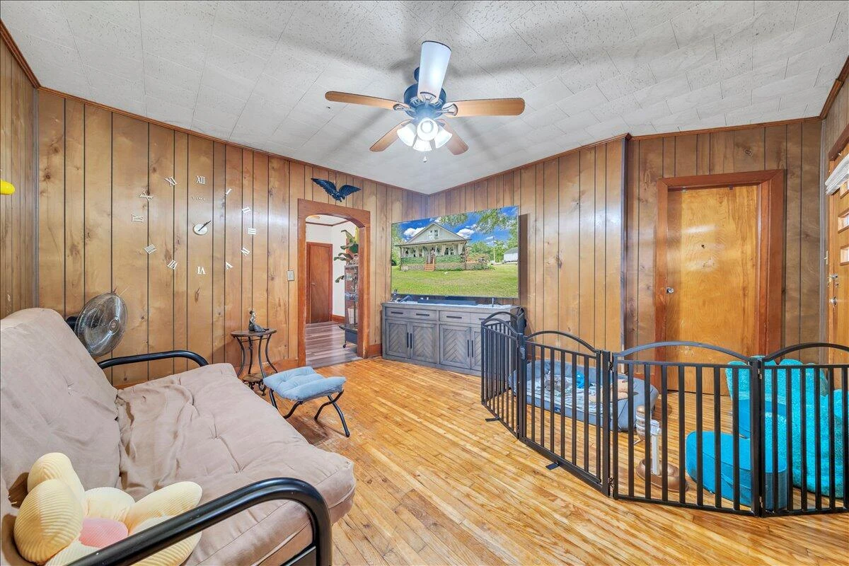 4144 Stones Dairy RD - Photo 4
