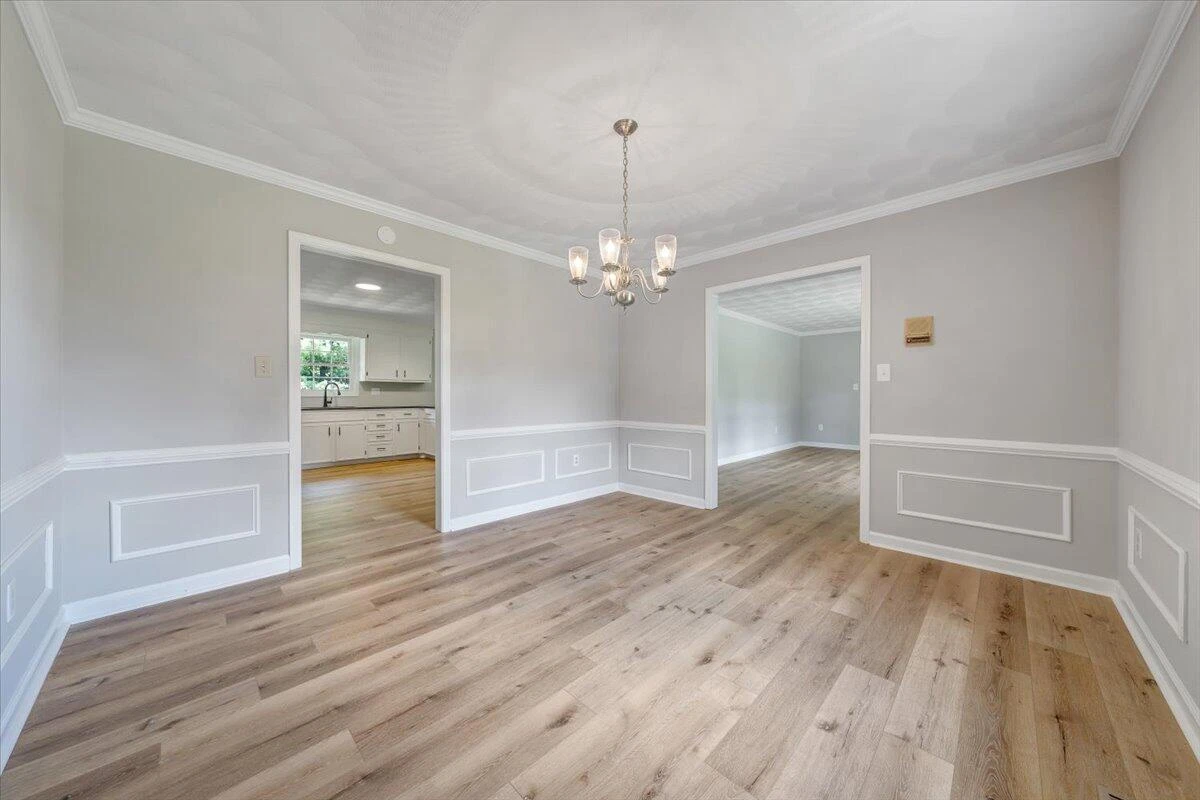 199 Jamestown RD - Photo 10
