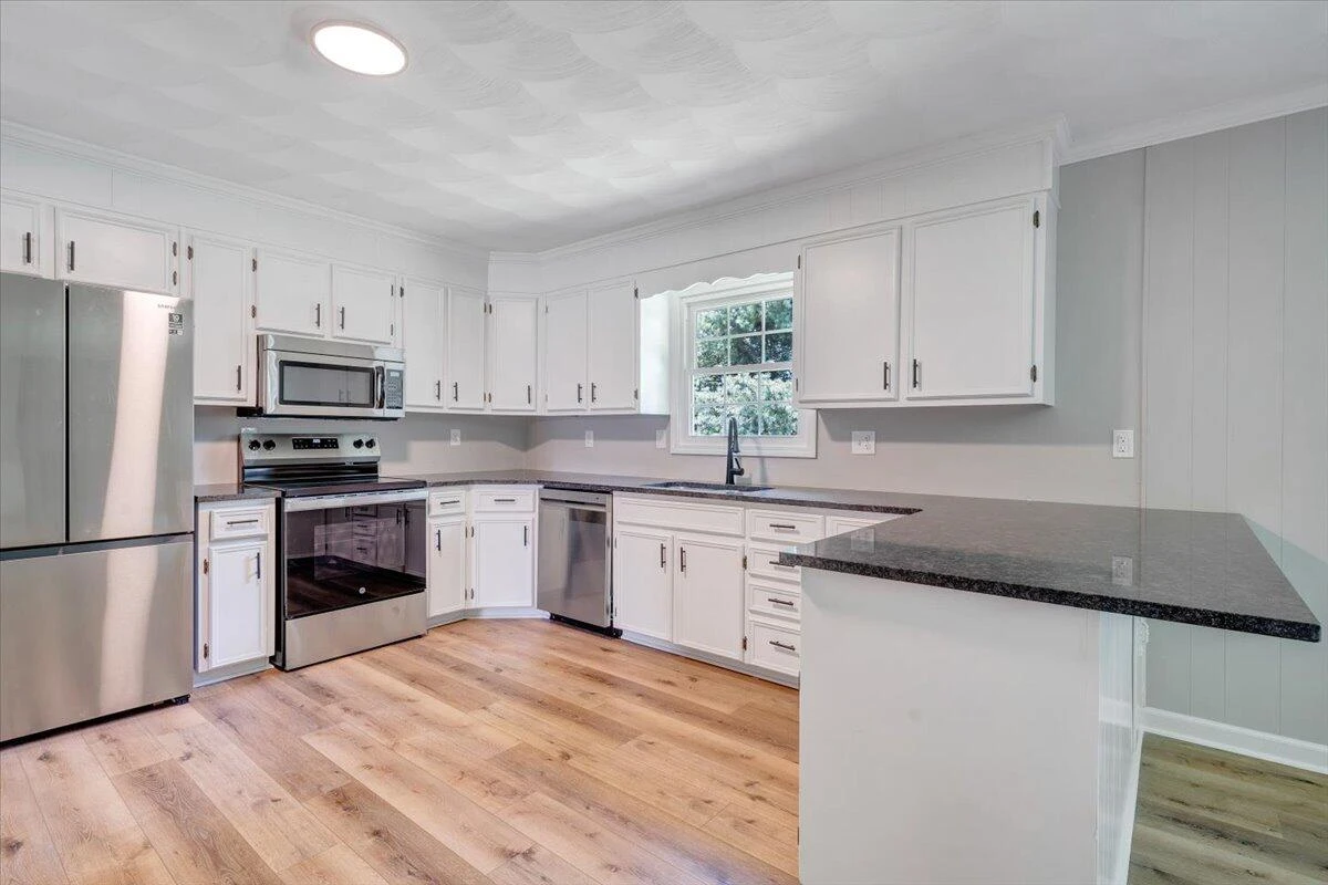 199 Jamestown RD - Photo 19