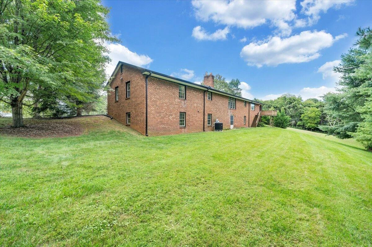 199 Jamestown RD - Photo 33
