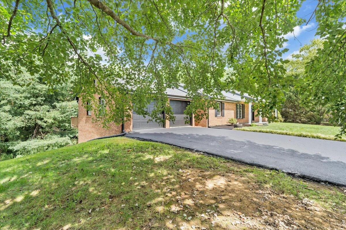 199 Jamestown RD - Photo 36