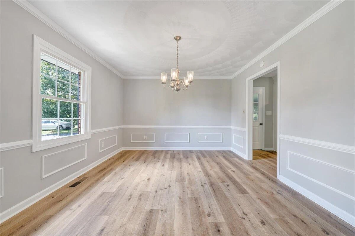 199 Jamestown RD - Photo 9