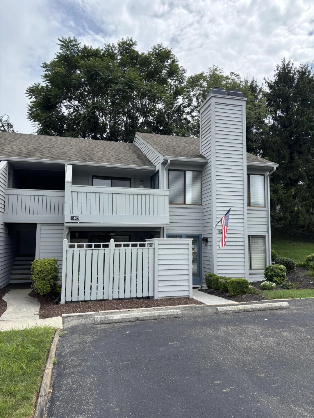 2403 Post Oak RD