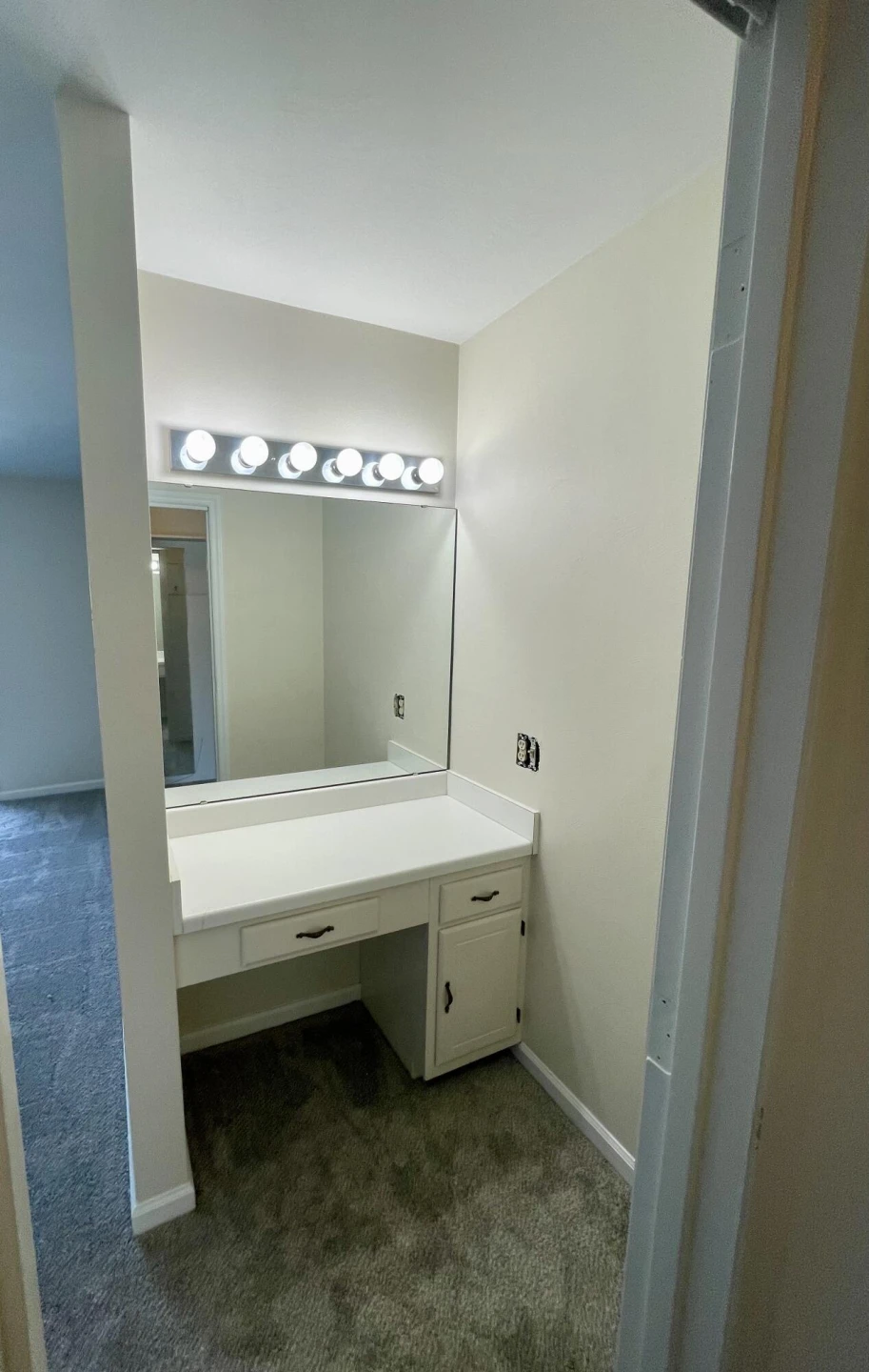 2403 Post Oak RD - Photo 14