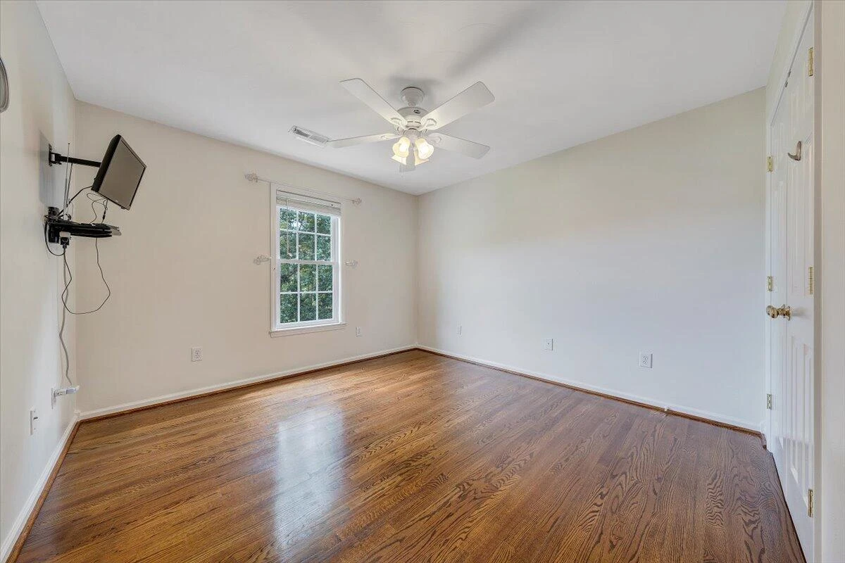 83 Michelle LN - Photo 33