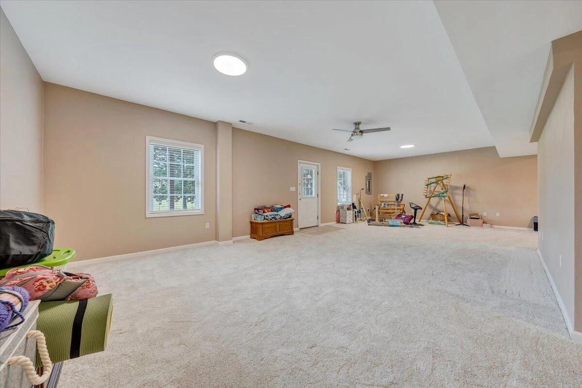 83 Michelle LN - Photo 47