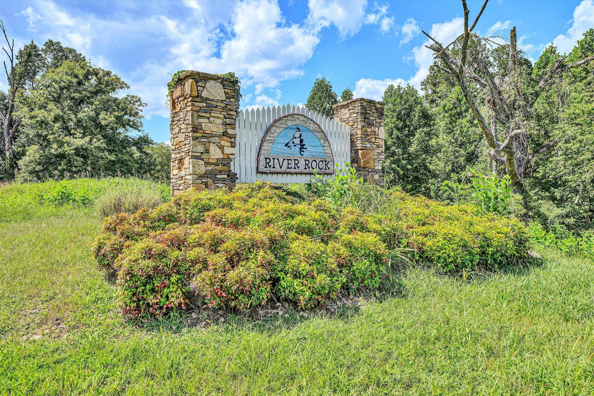 Lot 6 River Rock RD