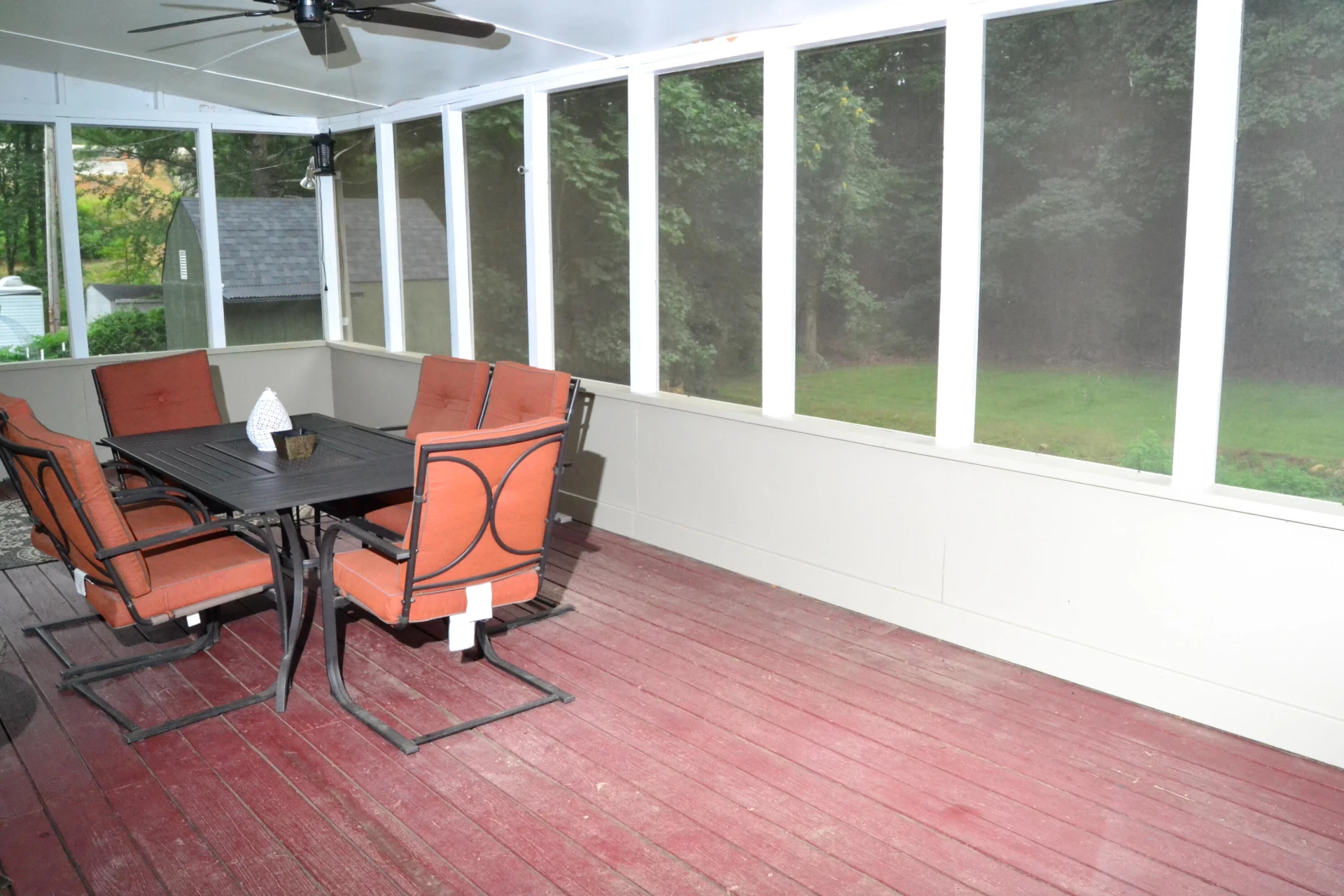 1276 Dennis LN - Photo 18