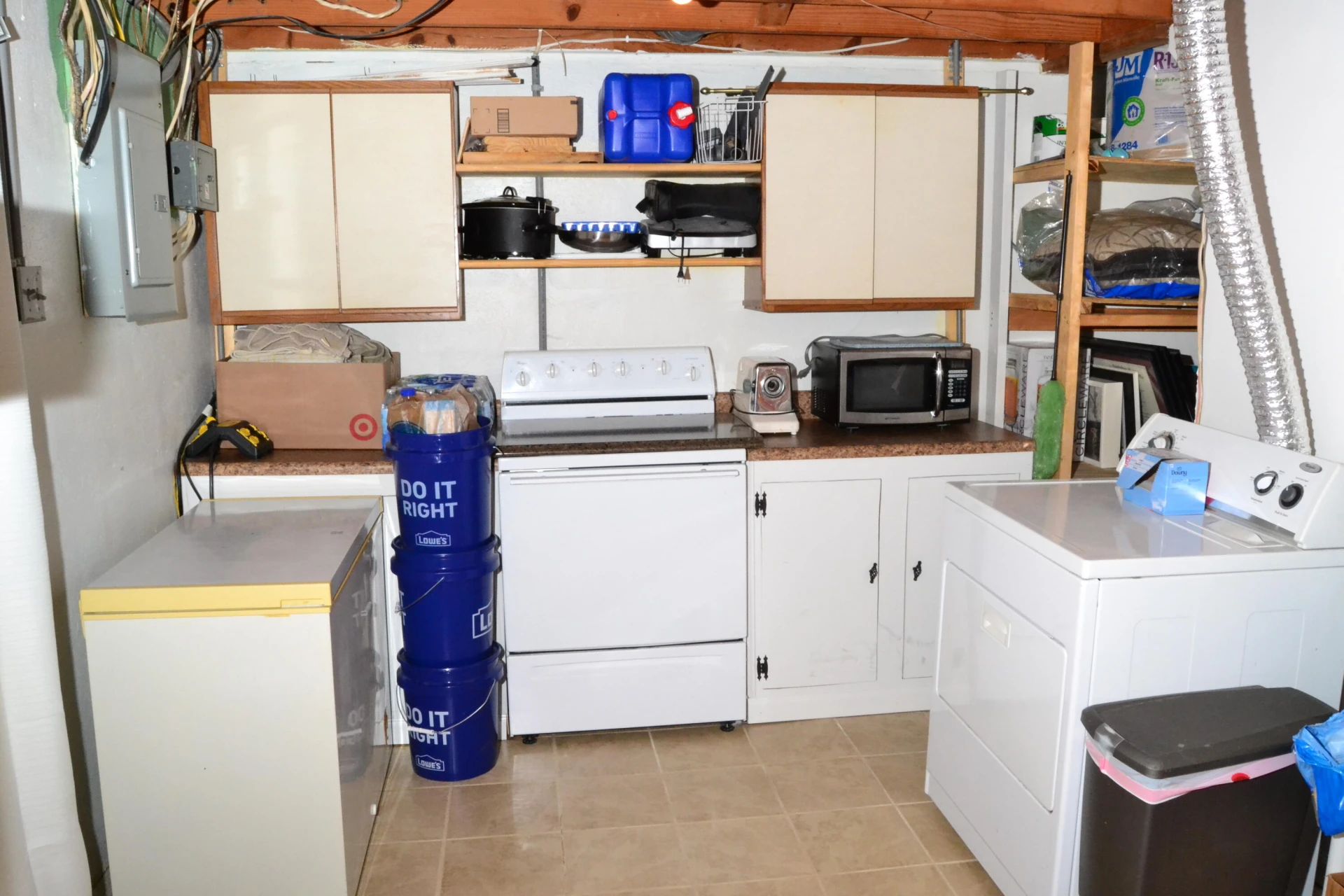 1276 Dennis LN - Photo 21