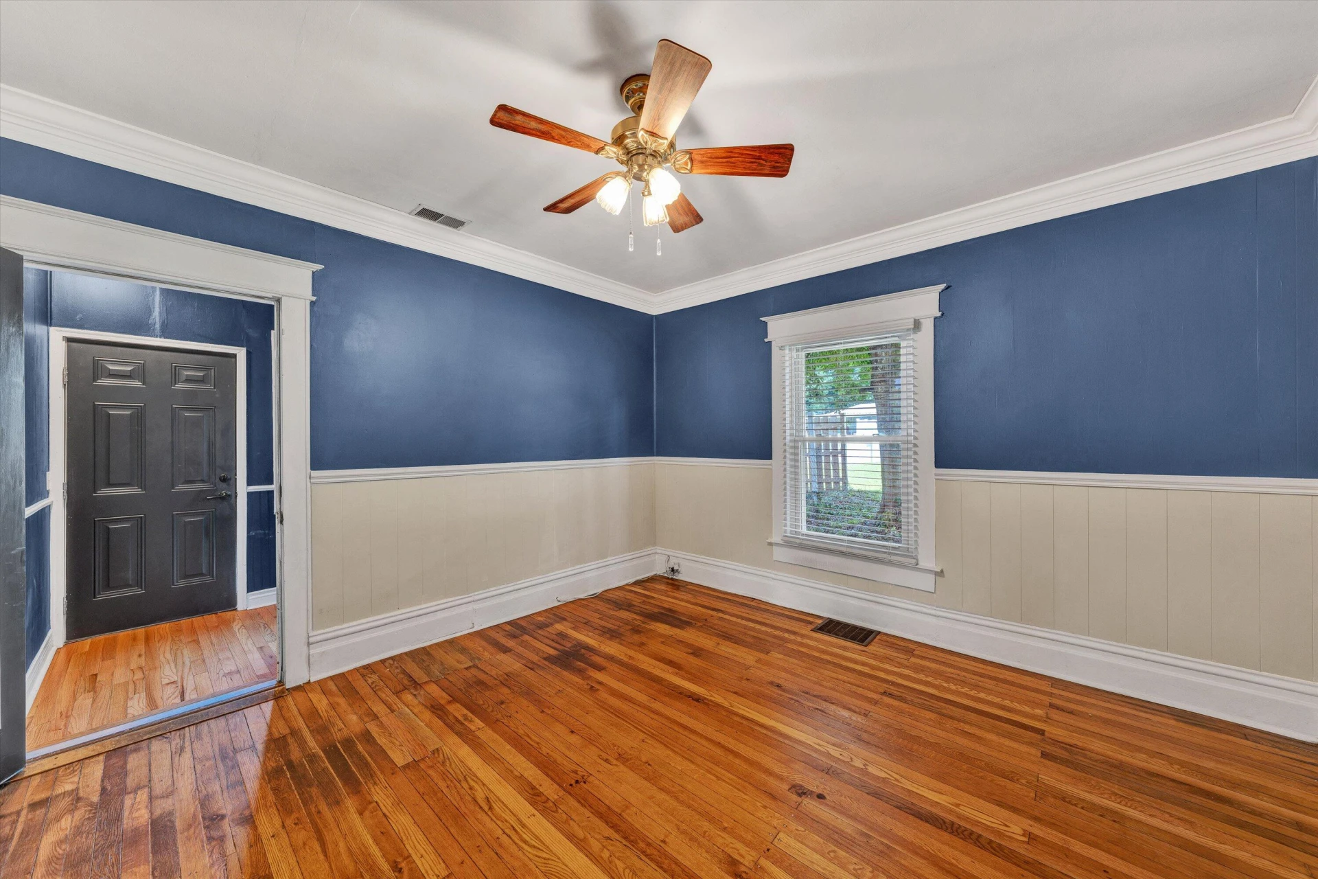 1703 Springfield AVE - Photo 14