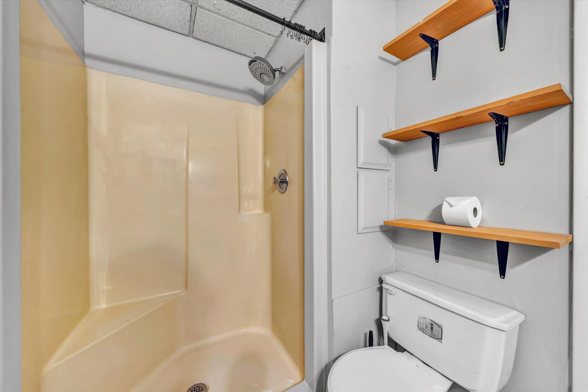 1703 Springfield AVE - Photo 21