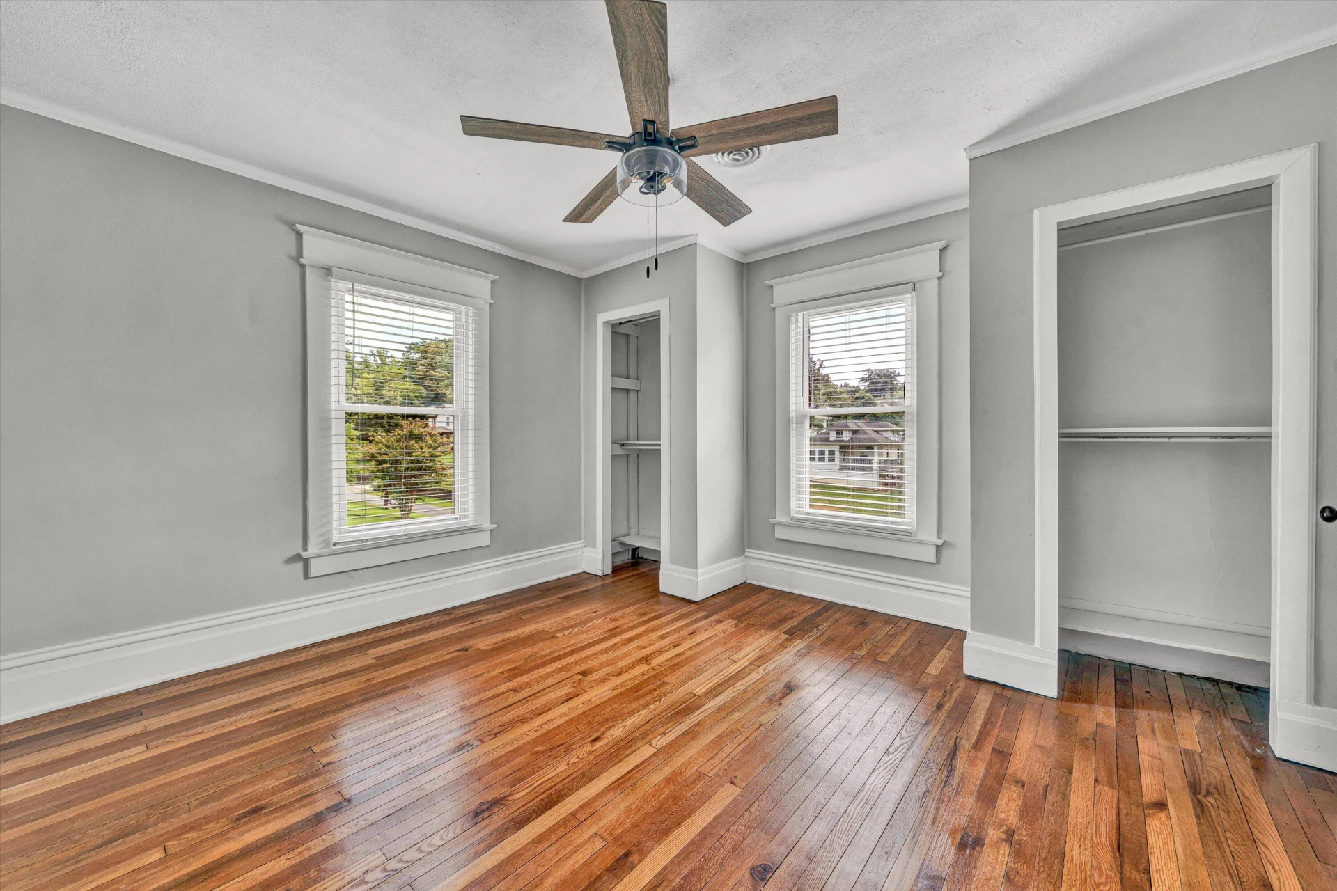 1703 Springfield AVE - Photo 26