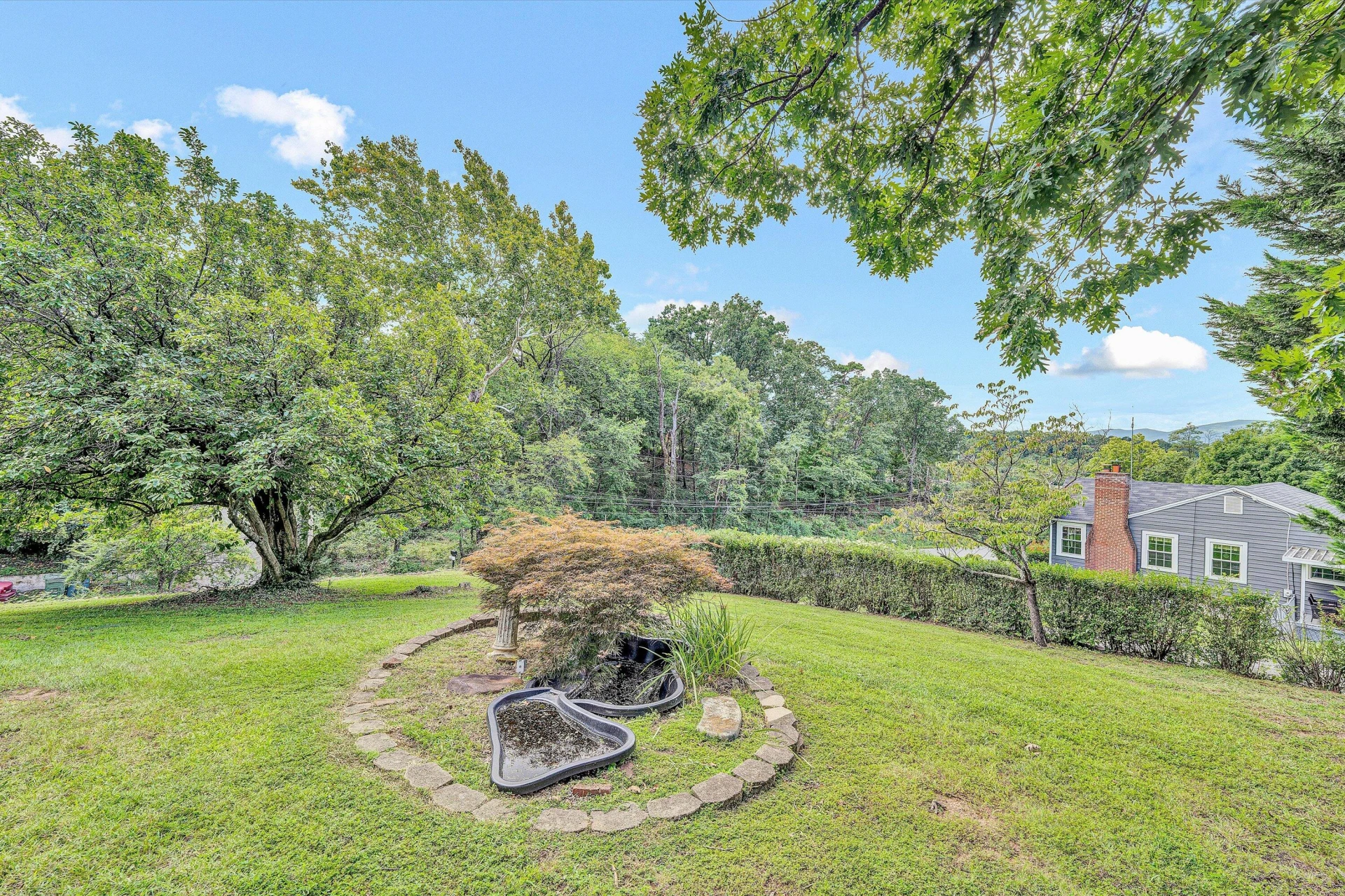 1703 Springfield AVE - Photo 35