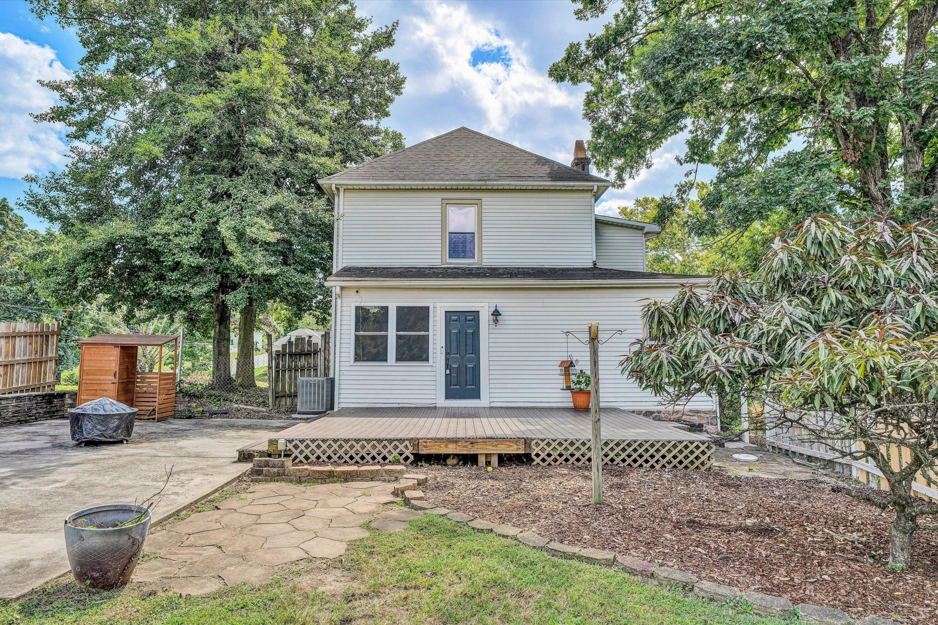 1703 Springfield AVE - Photo 40