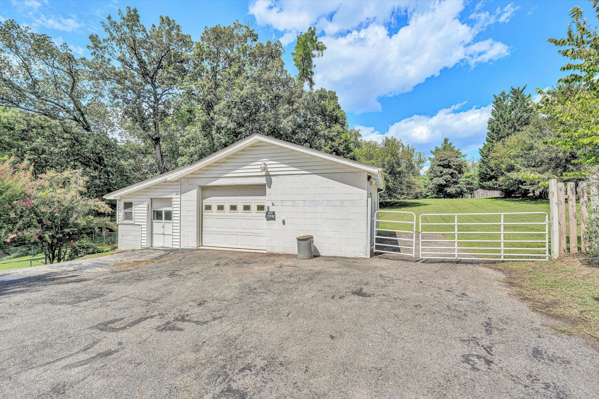 1703 Springfield AVE - Photo 44