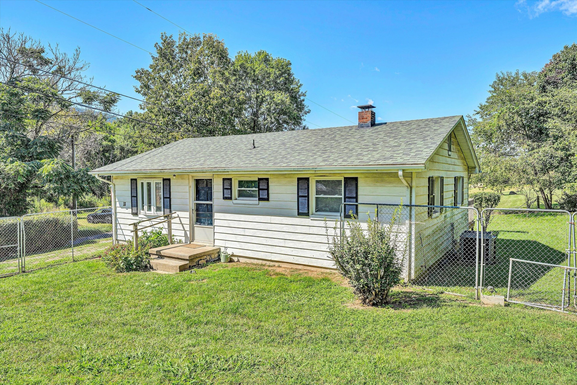 18 Ivory Creek LN - Photo 3