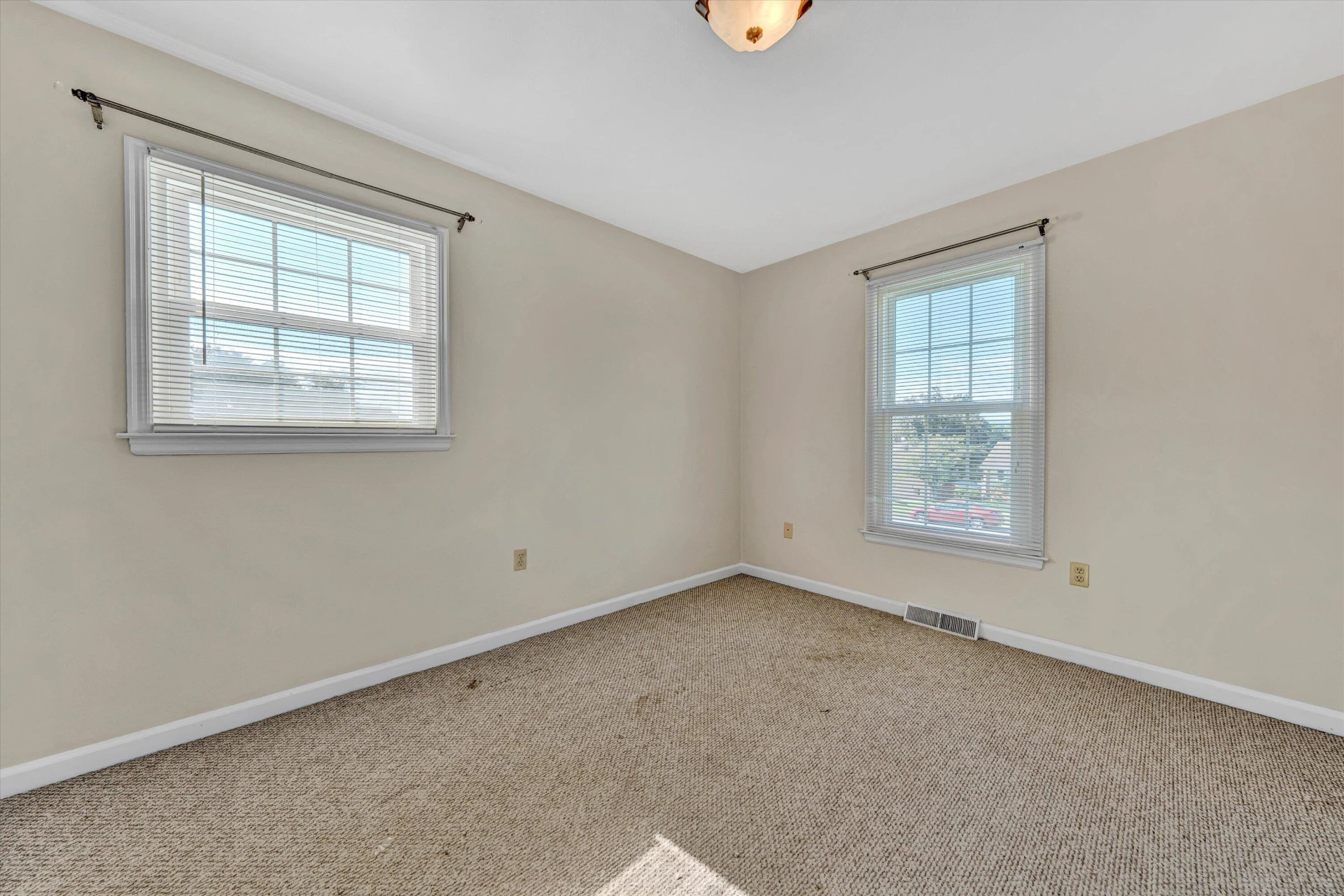 5459 North Lake DR - Photo 15