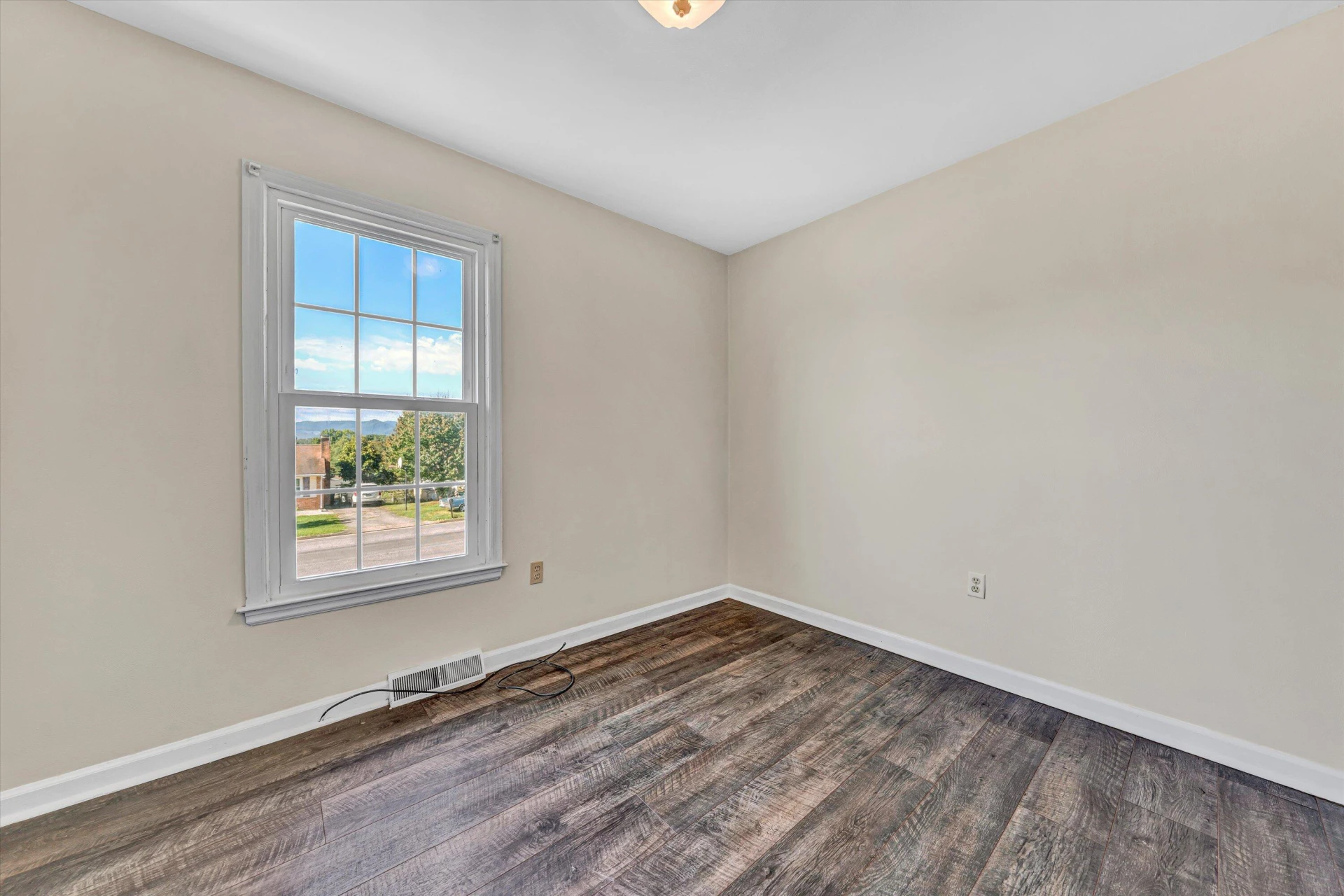 5459 North Lake DR - Photo 16