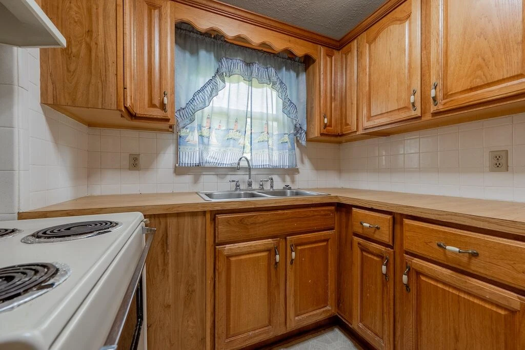 1838 Cascade DR - Photo 19