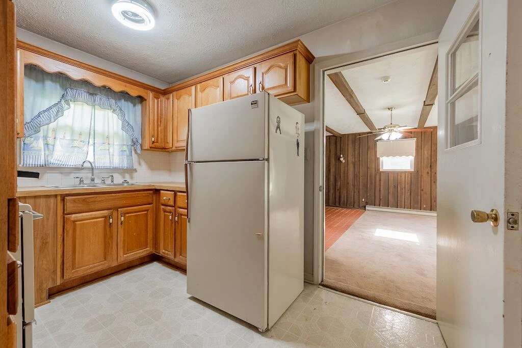 1838 Cascade DR - Photo 20