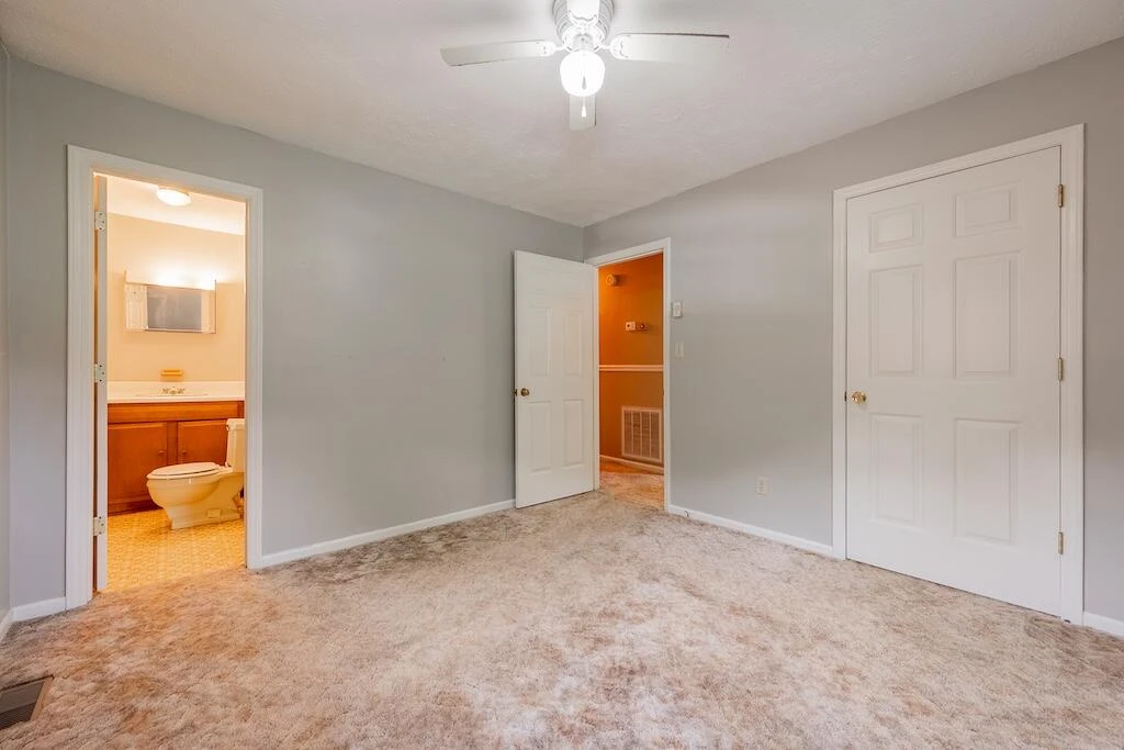 1838 Cascade DR - Photo 32