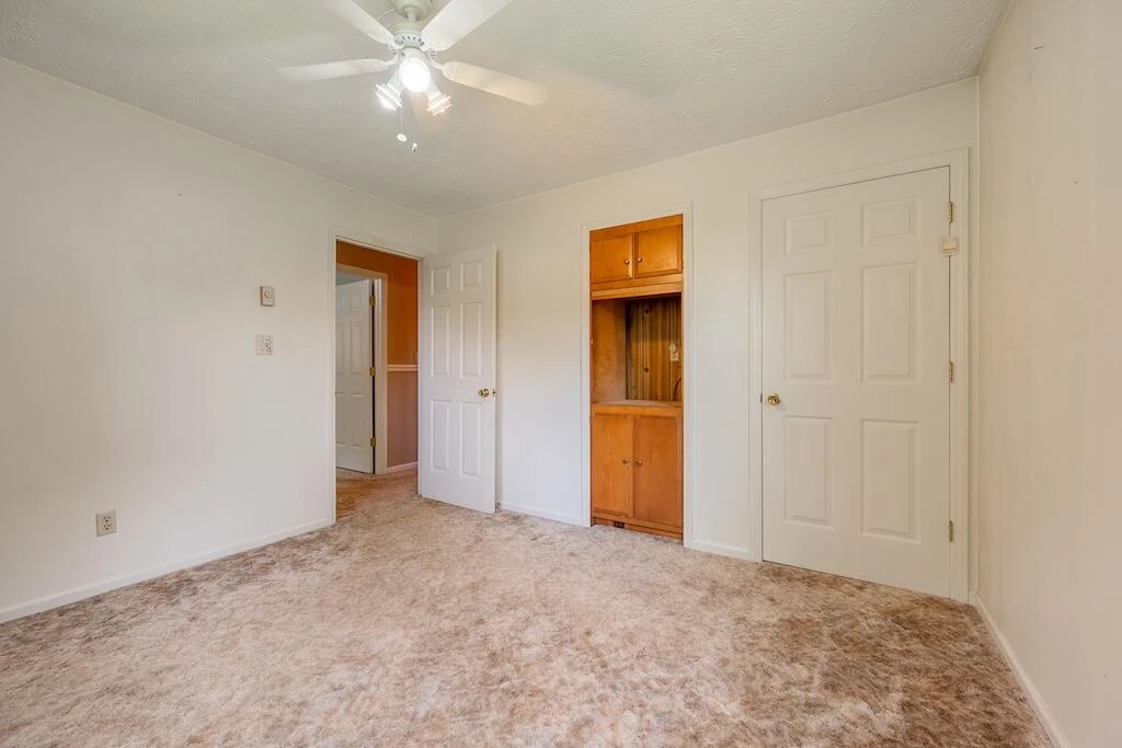 1838 Cascade DR - Photo 35
