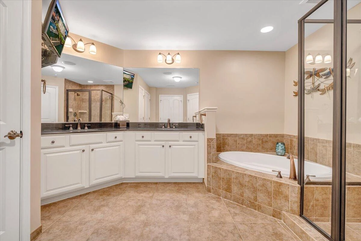 100 Bridgewater Pointe PL #302 - Photo 28