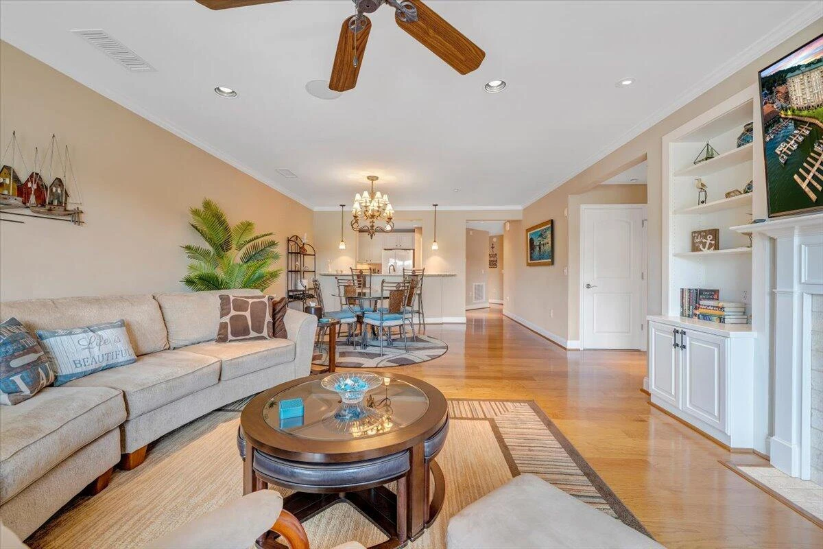 100 Bridgewater Pointe PL #302 - Photo 8