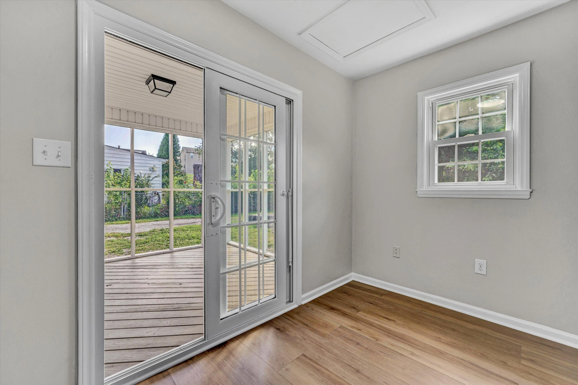 724 Peck ST NW - Photo 20