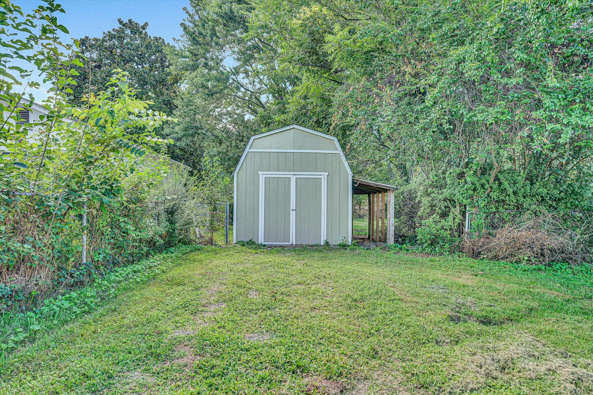 724 Peck ST NW - Photo 23
