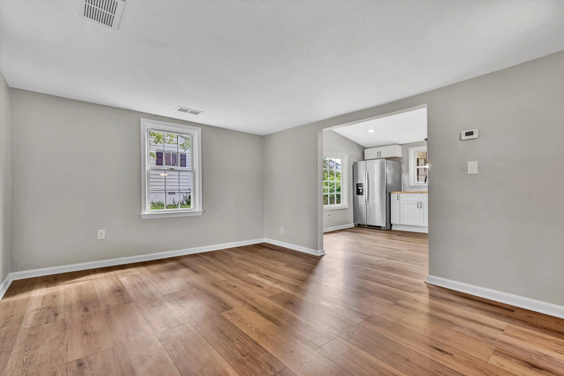 724 Peck ST NW - Photo 6