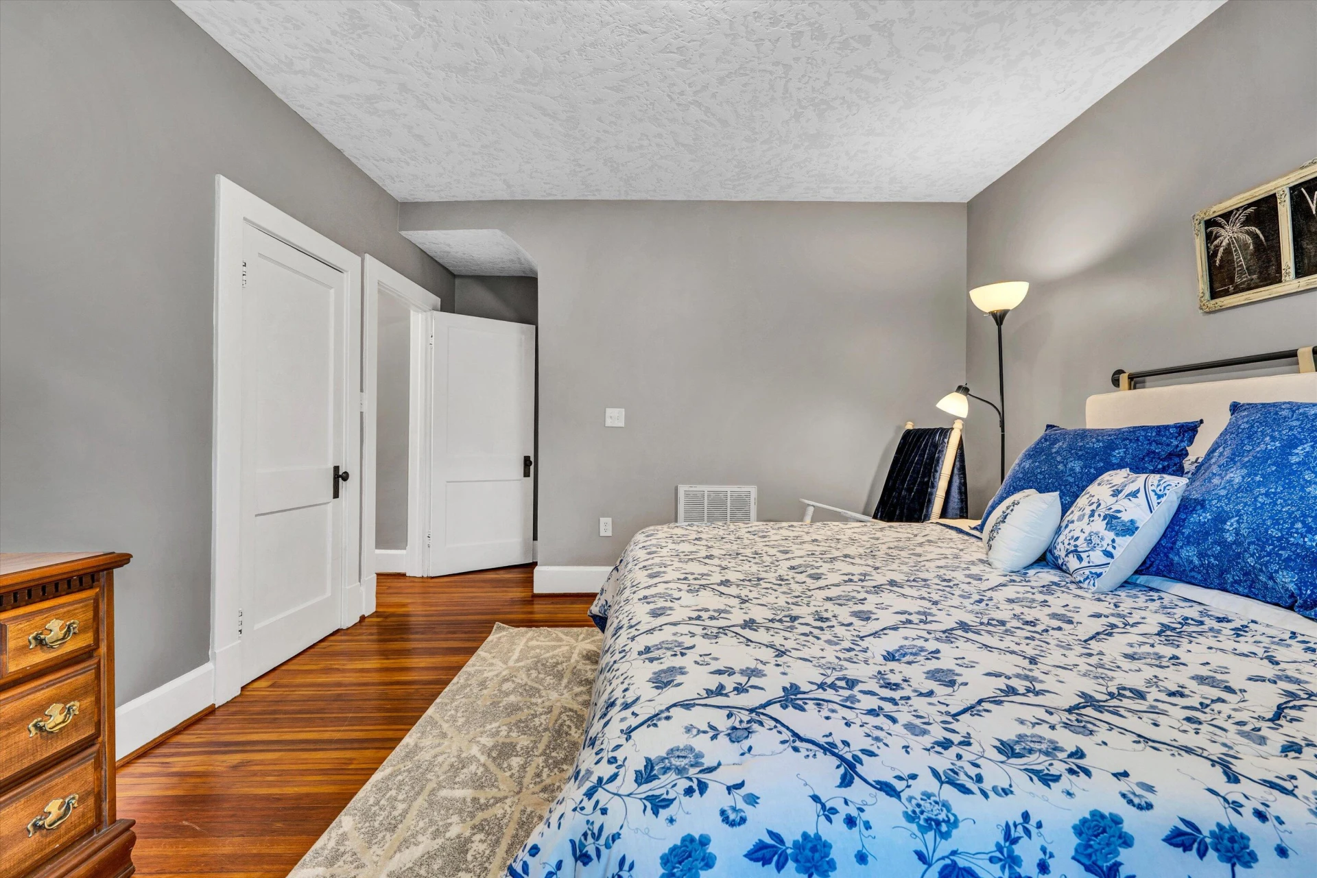 946 Ashland AVE - Photo 17