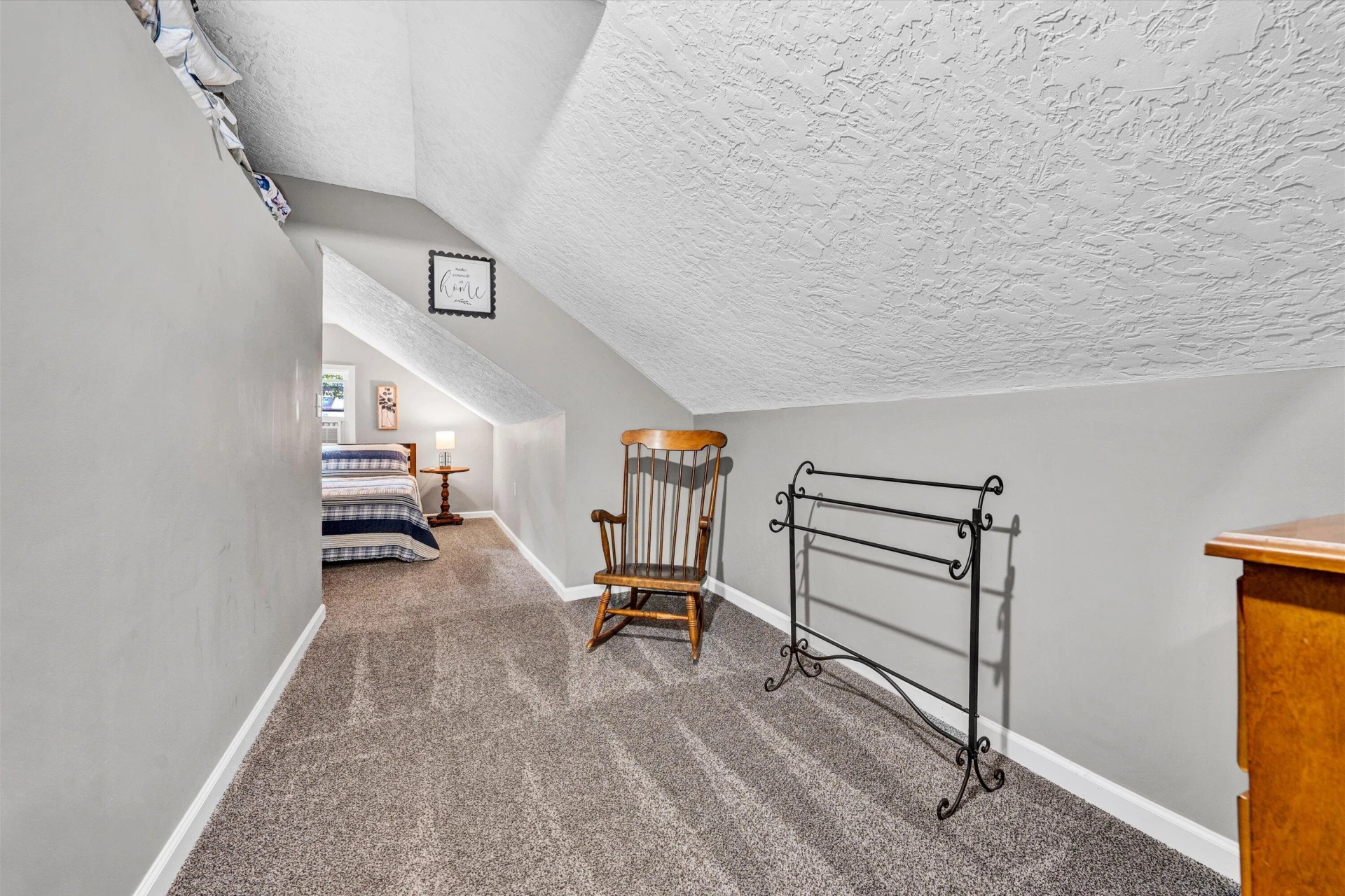 946 Ashland AVE - Photo 32