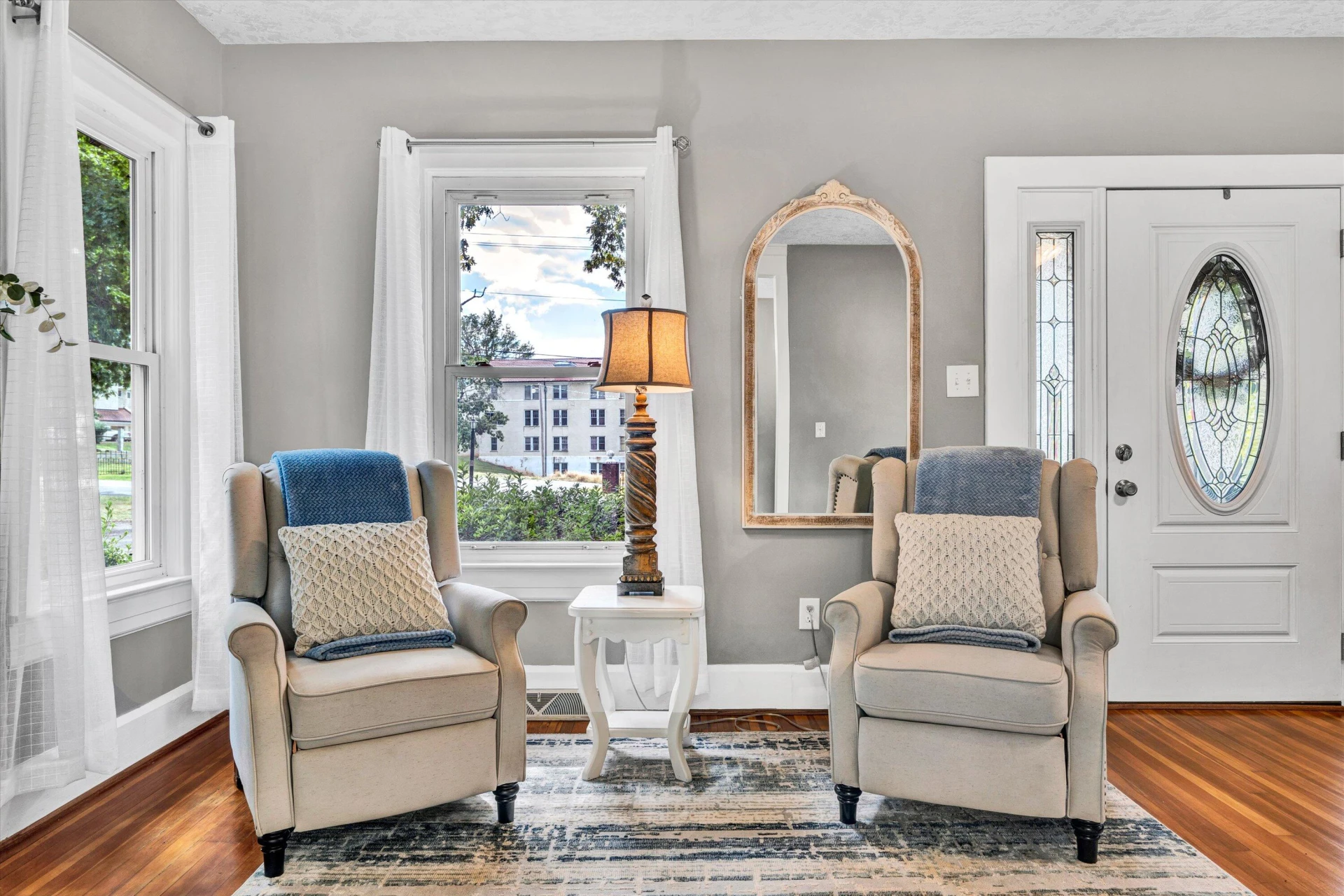 946 Ashland AVE - Photo 9