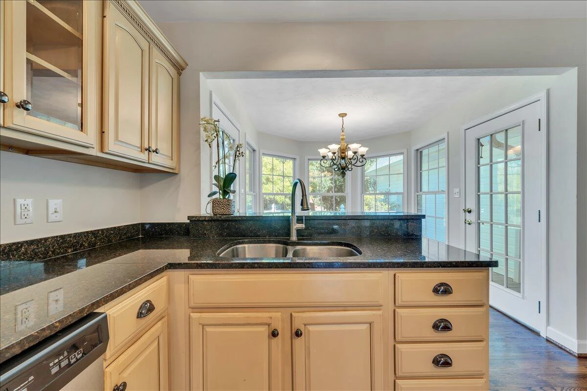 6510 Brookfield RD - Photo 37