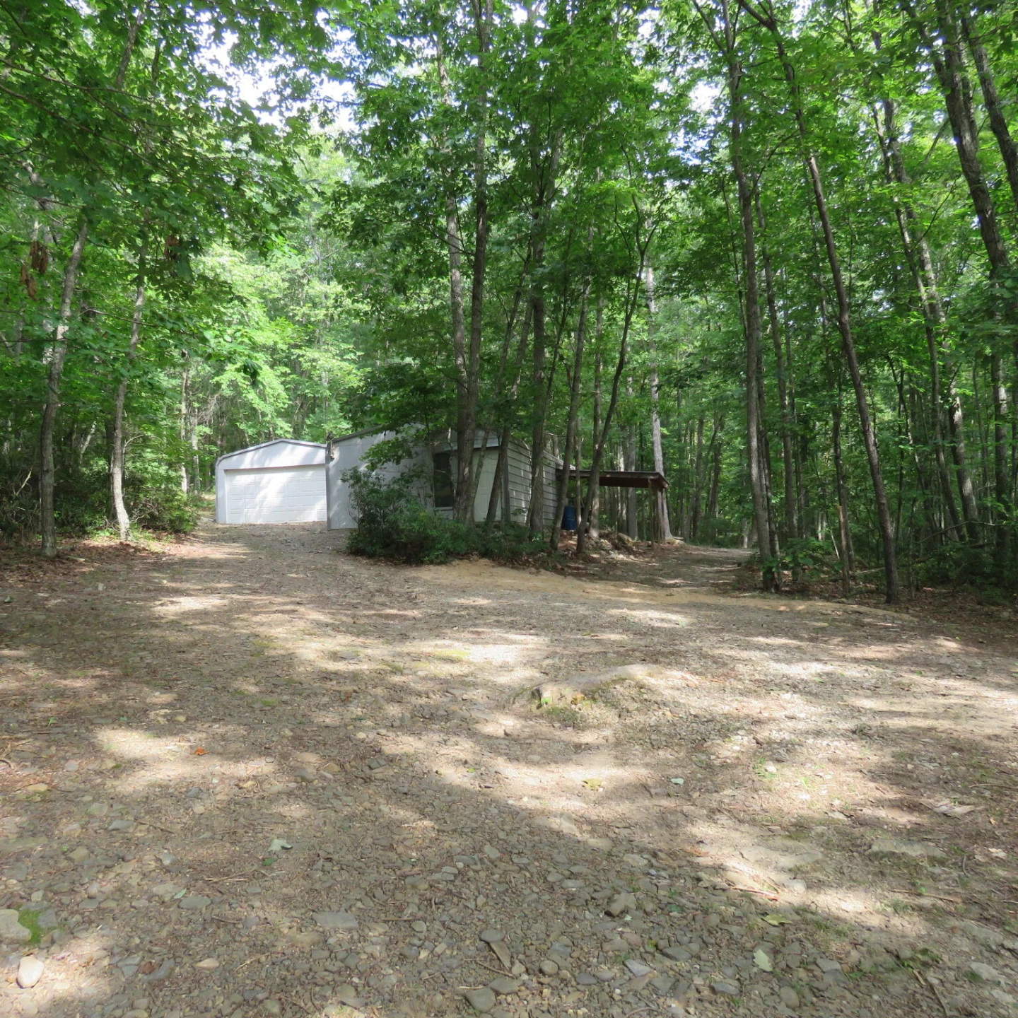 228 Artesian LN - Photo 104