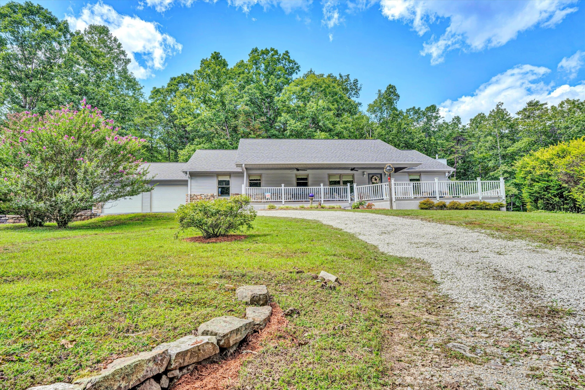 228 Artesian LN - Photo 3