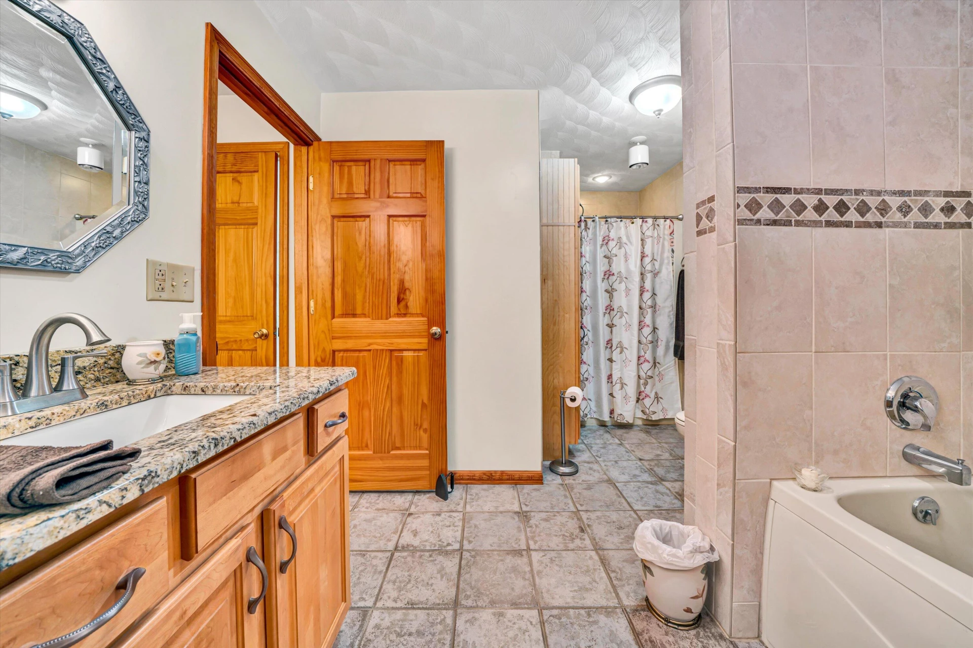 228 Artesian LN - Photo 60