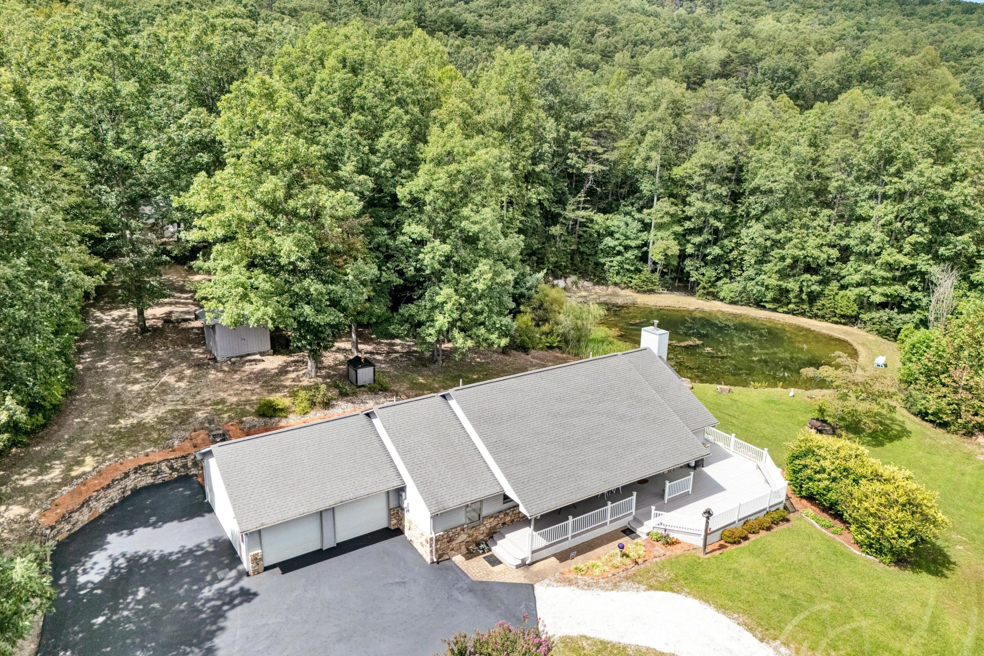 228 Artesian LN - Photo 7