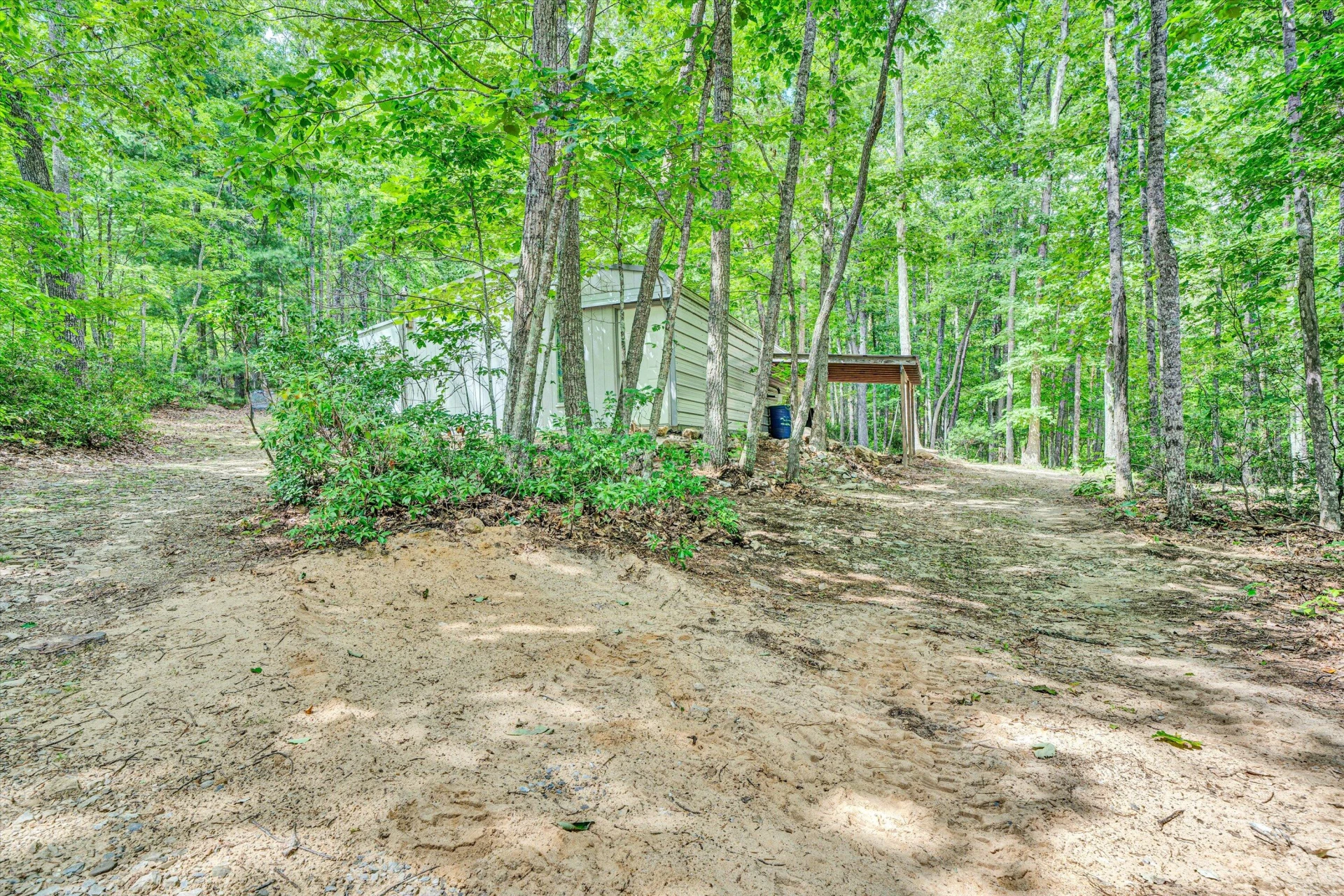 228 Artesian LN - Photo 77