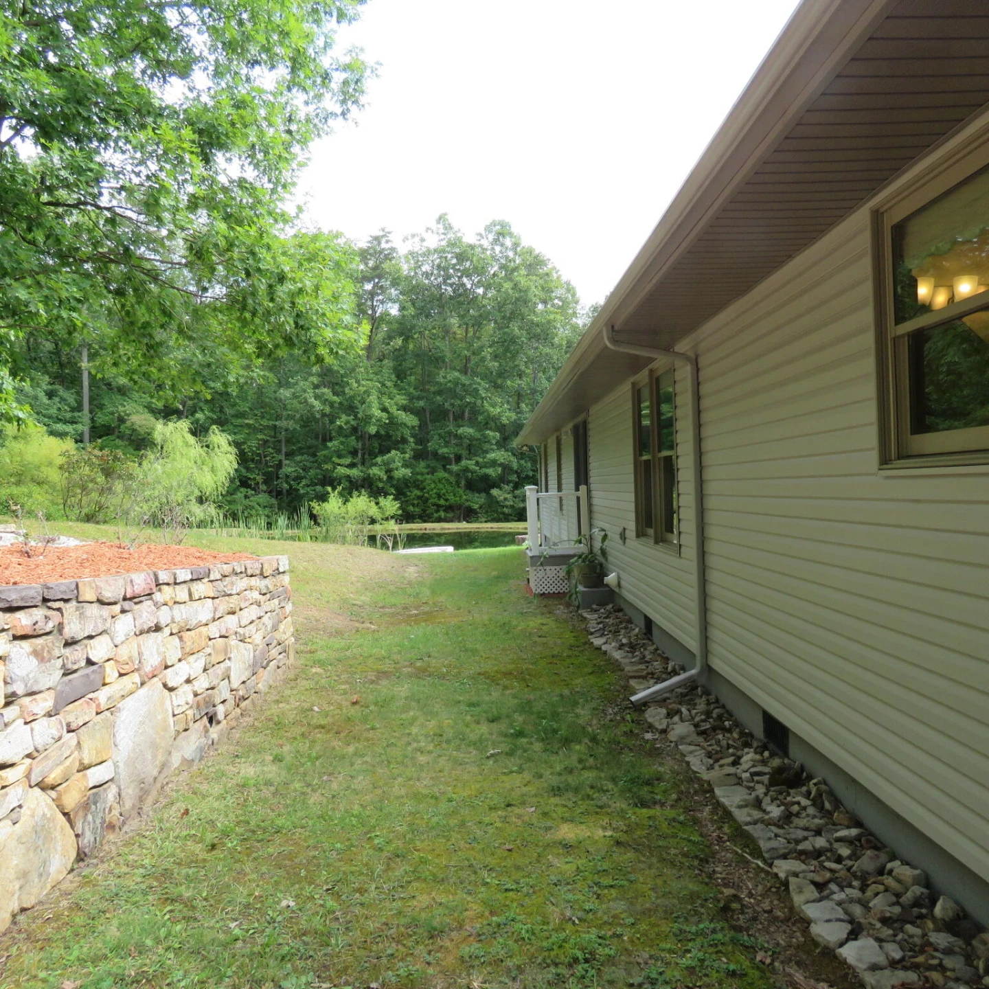 228 Artesian LN - Photo 97