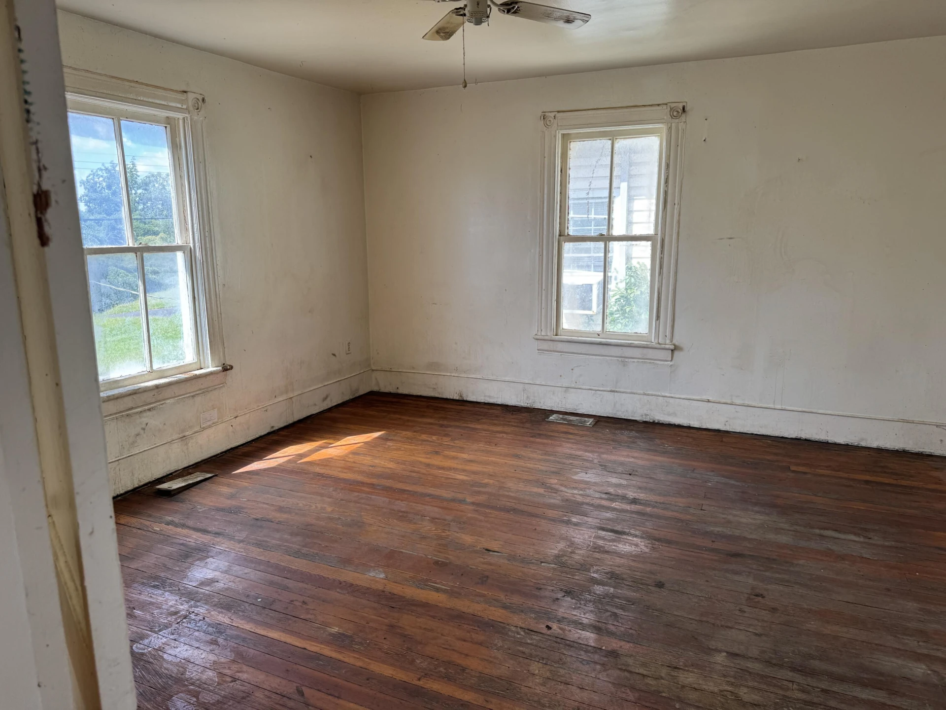 127 Patton AVE NW - Photo 16